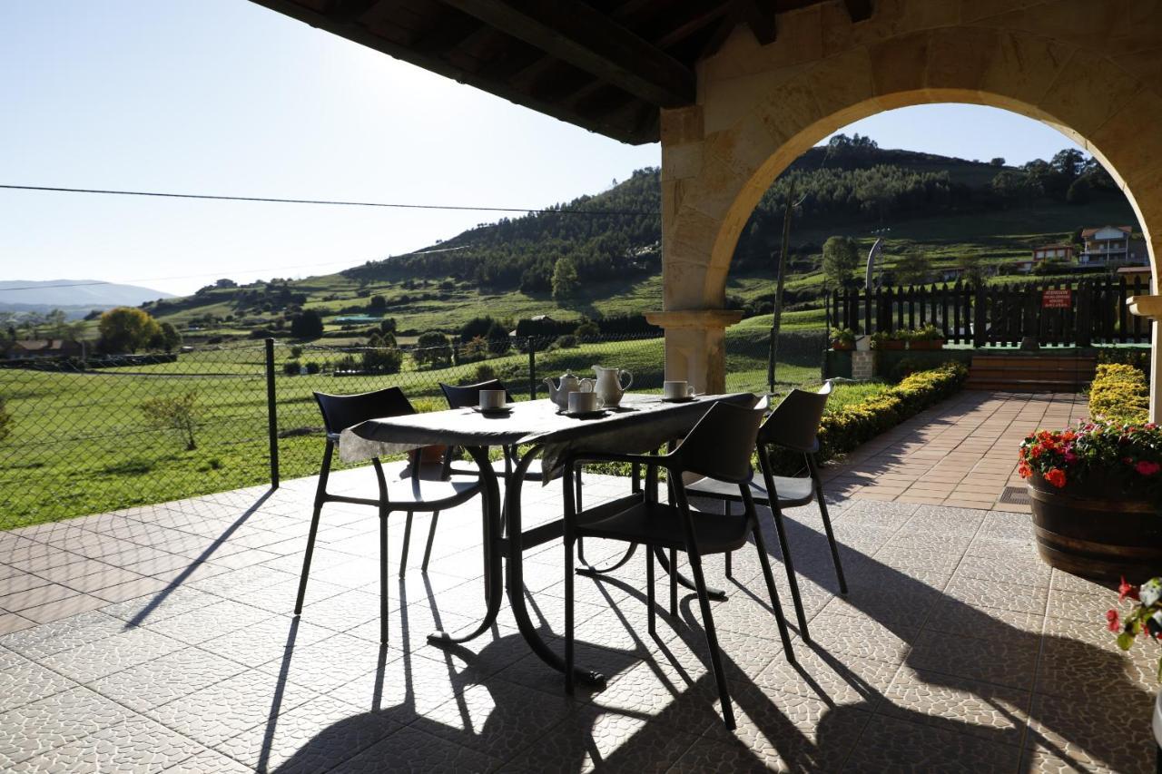 Apartamentos La Gloria Santillana del Mar Exterior photo