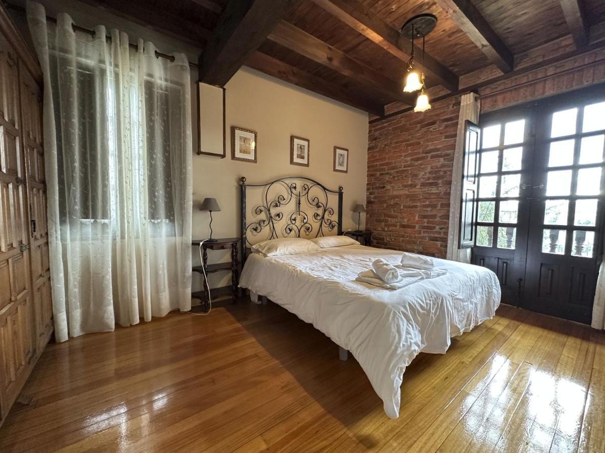 Apartamentos La Gloria Santillana del Mar Exterior photo