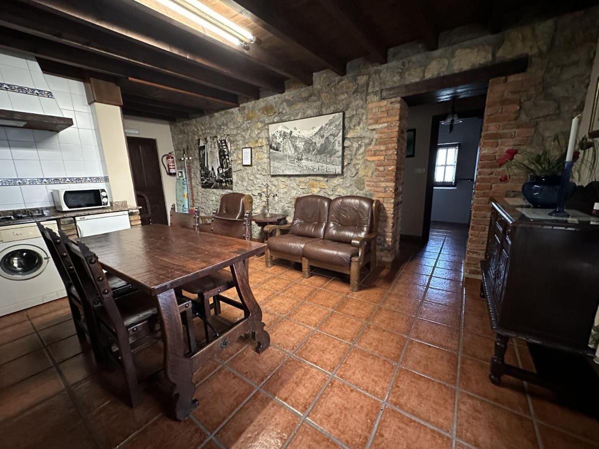 Apartamentos La Gloria Santillana del Mar Exterior photo