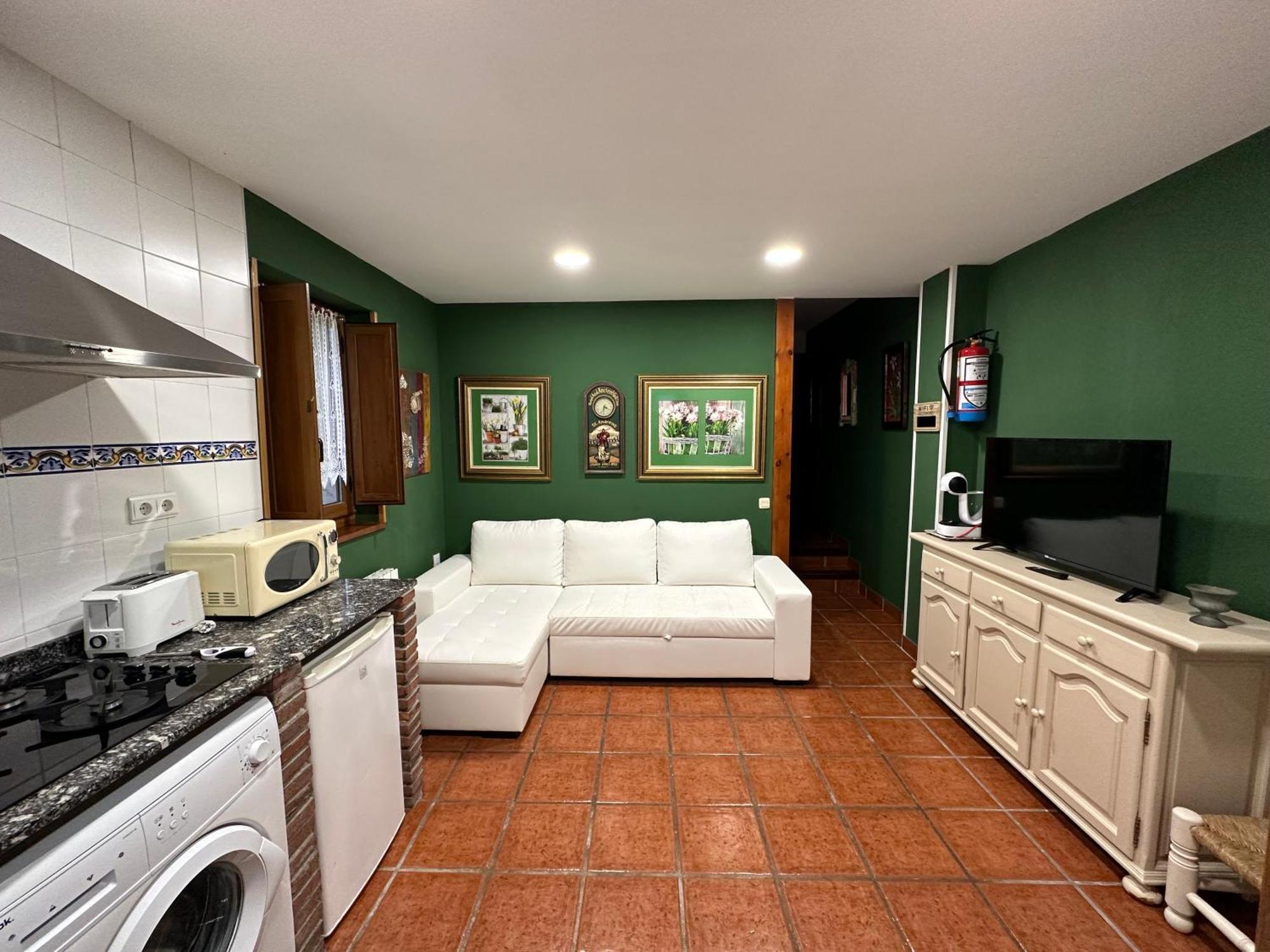 Apartamentos La Gloria Santillana del Mar Exterior photo