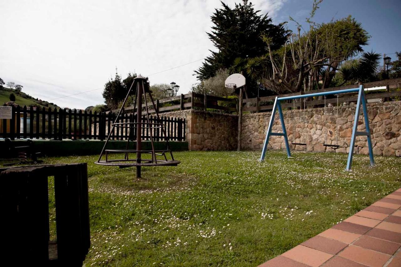 Apartamentos La Gloria Santillana del Mar Exterior photo